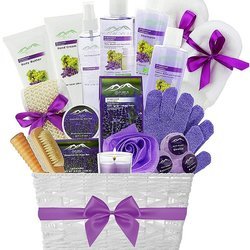 Deluxe Purelis Grapeseed Oil & Lavender Spa Basket