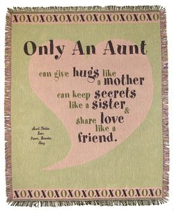 Personalized Aunt Pink Heart Throw